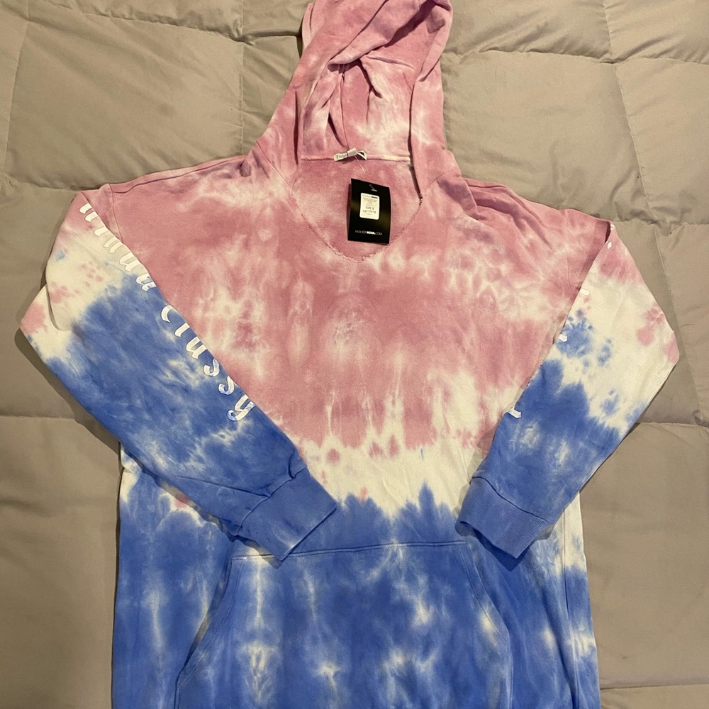 NWT FASHION NOVA OVER SIZE TYE DYE HOODIE